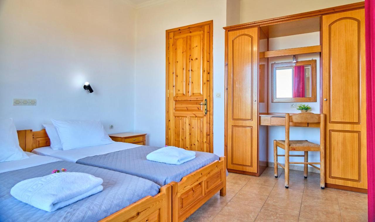 Nikos Kalamaki Corfu Apraos Luaran gambar