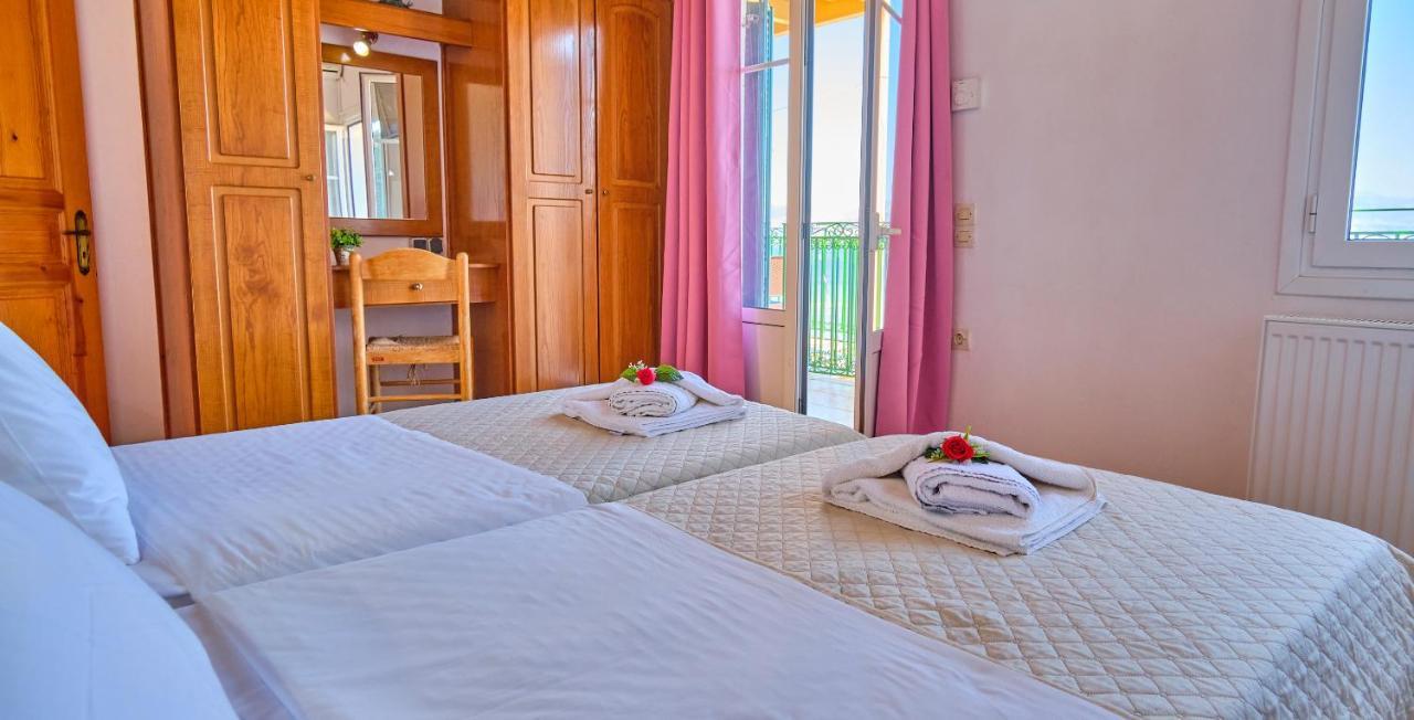 Nikos Kalamaki Corfu Apraos Luaran gambar