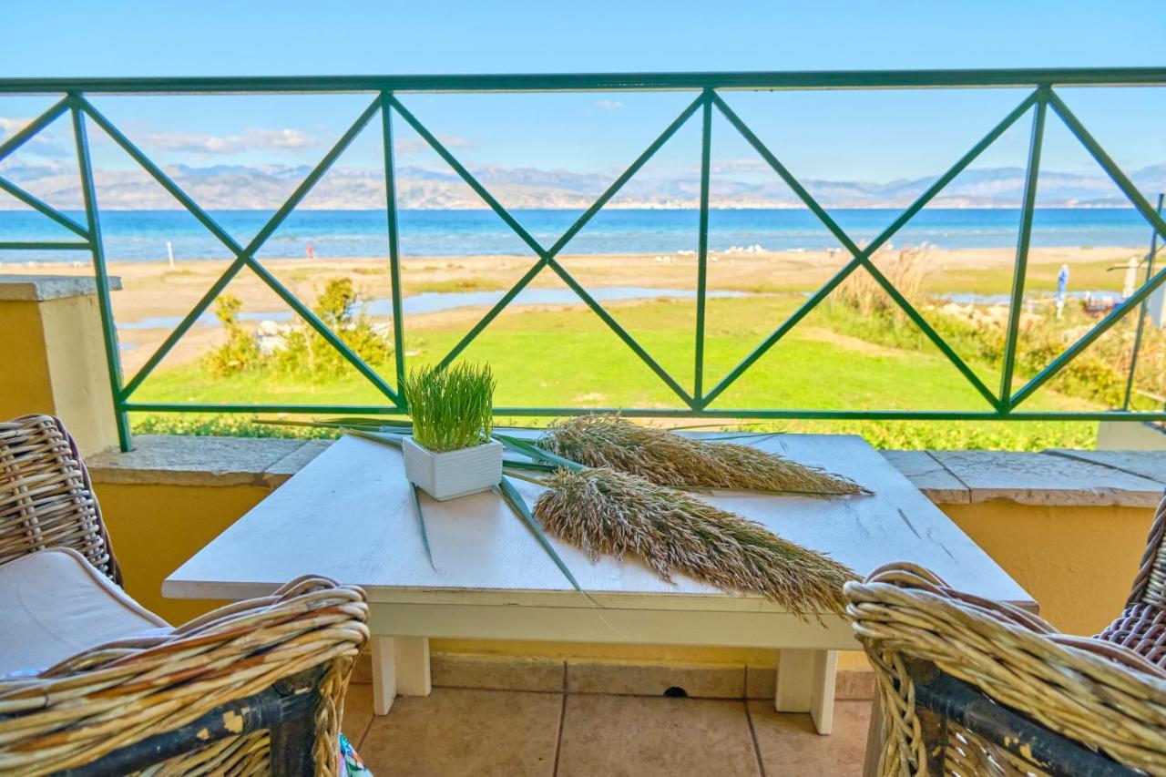 Nikos Kalamaki Corfu Apraos Luaran gambar